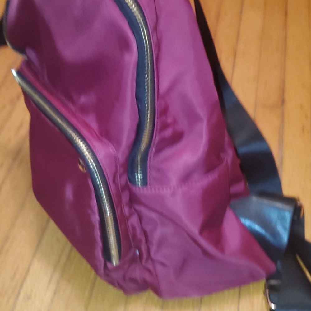 Backpack 🎒 - Picture 9 of 12